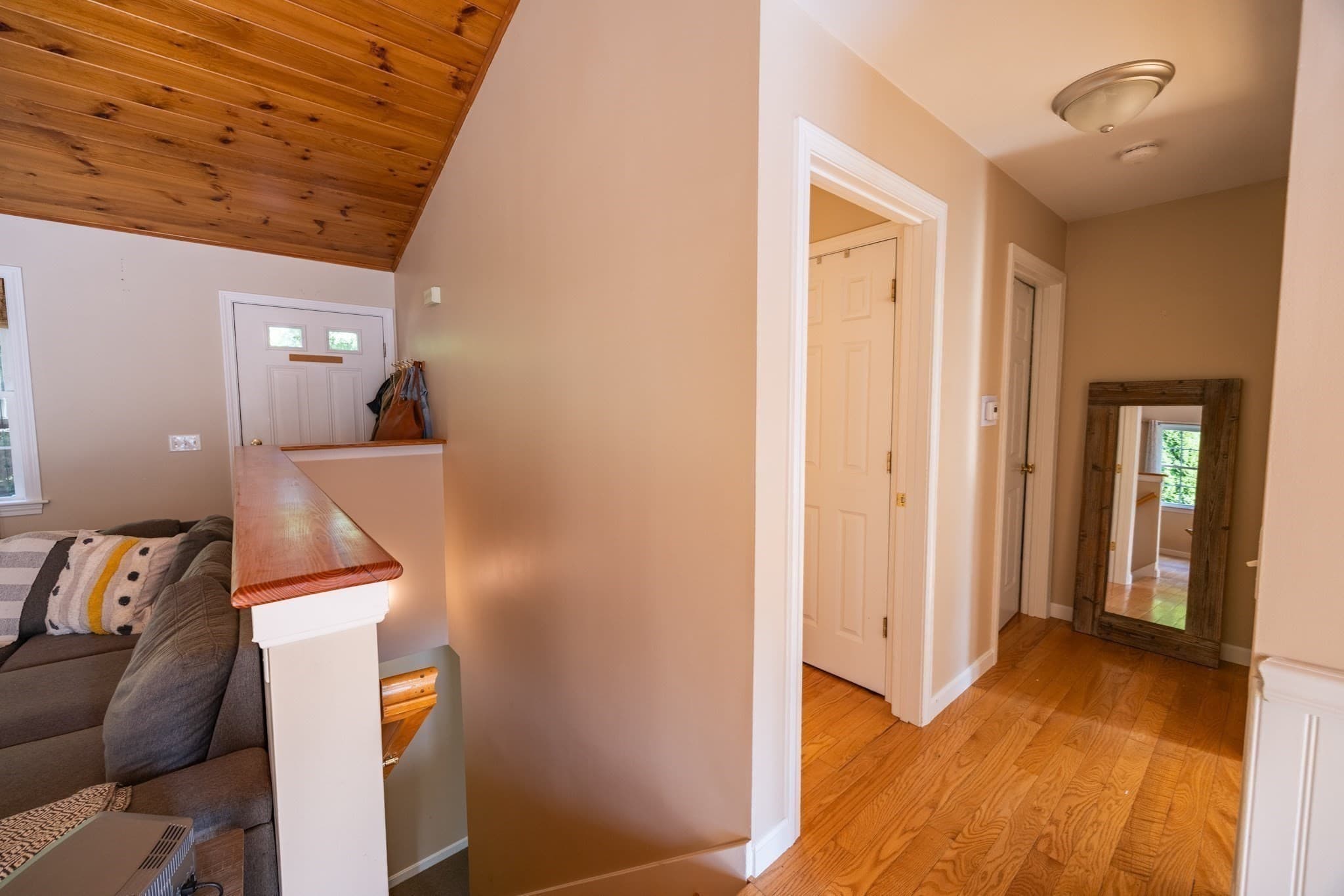 Single Family Residence at 17 Atwater Pl, West Brookfield MA 01585, West Brookfield, photo 8 of 33