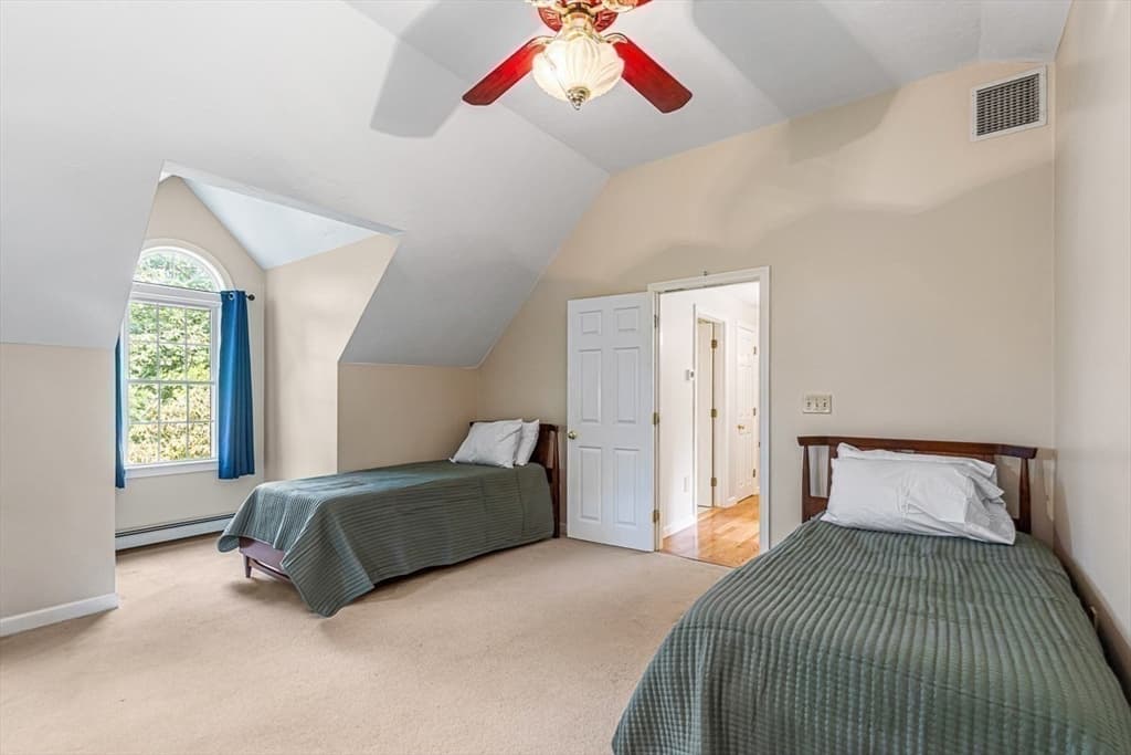 85 Comstock Dr, Wrentham MA 02093 photo 30