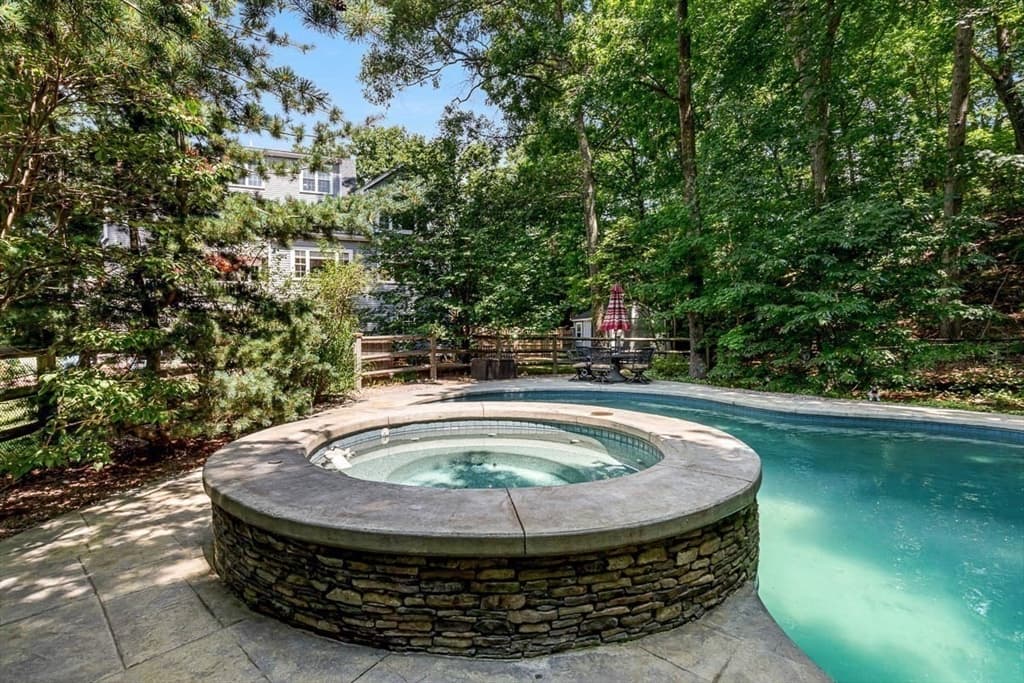 85 Comstock Dr, Wrentham MA 02093 photo 38