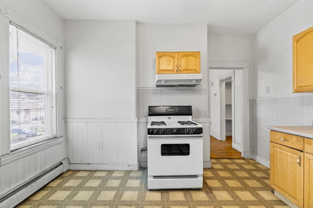 96 Ruthven St, Boston MA 02121 photo 23