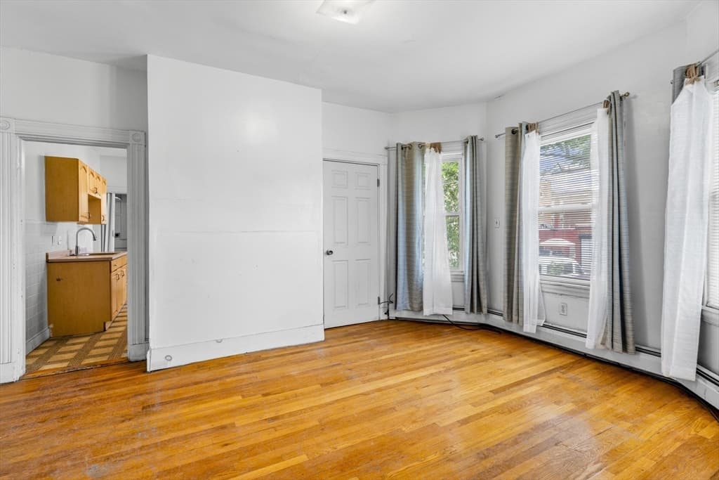 96 Ruthven St, Boston MA 02121 photo 15