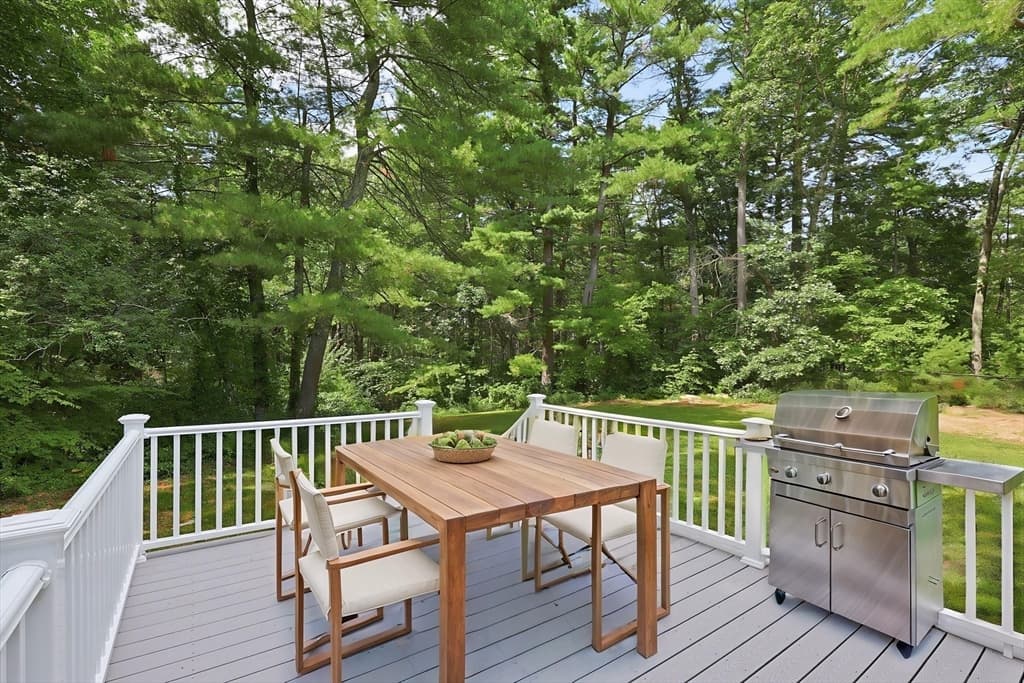 324 Taunton St, Wrentham MA 02093 photo 11