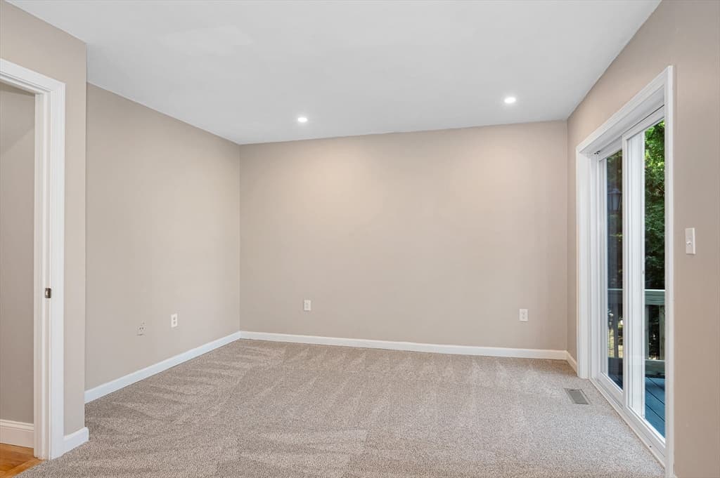 38 Farmland Rd # C, Lowell MA 01850 photo 13