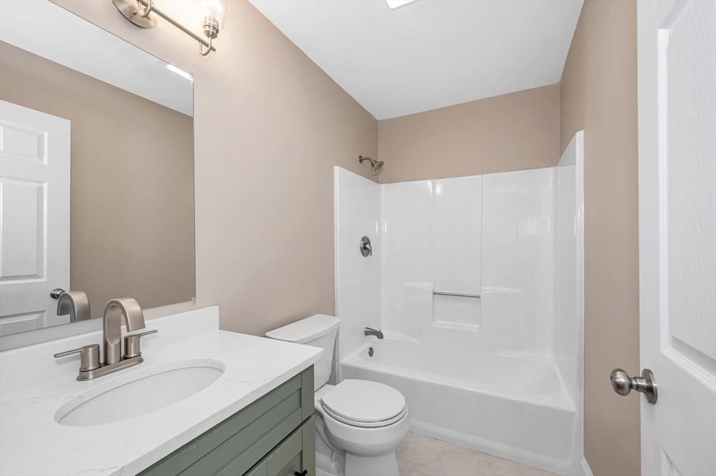 38 Farmland Rd # C, Lowell MA 01850 photo 17