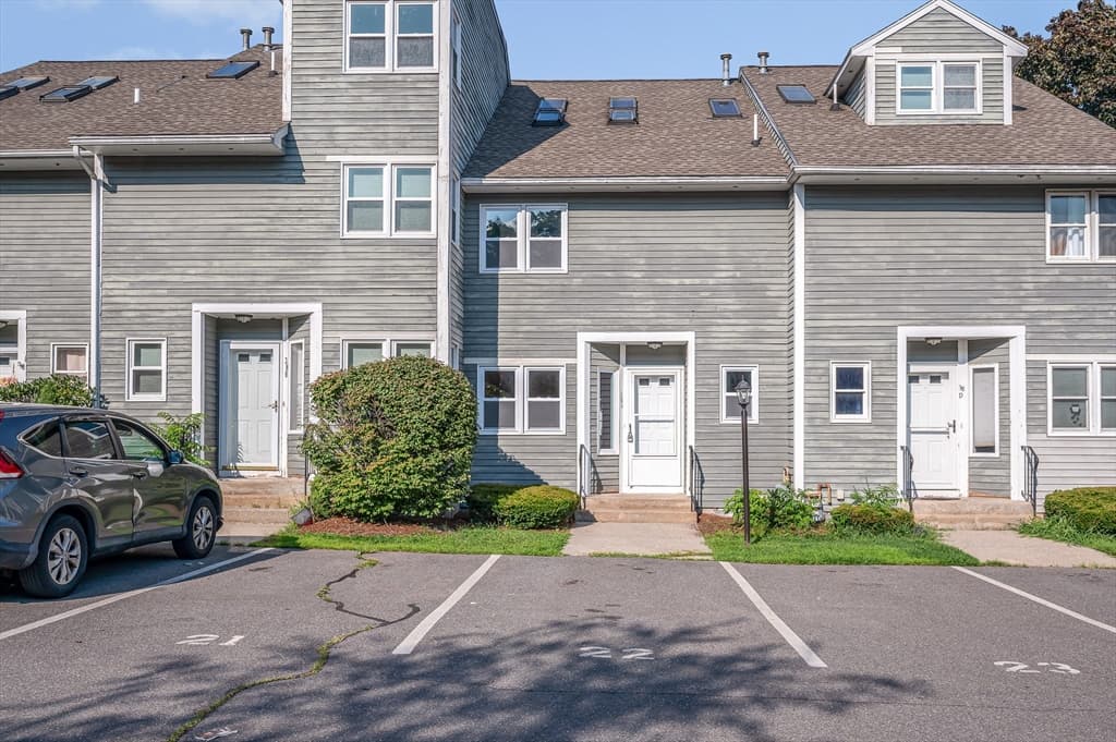 38 Farmland Rd # C, Lowell MA 01850 photo 30