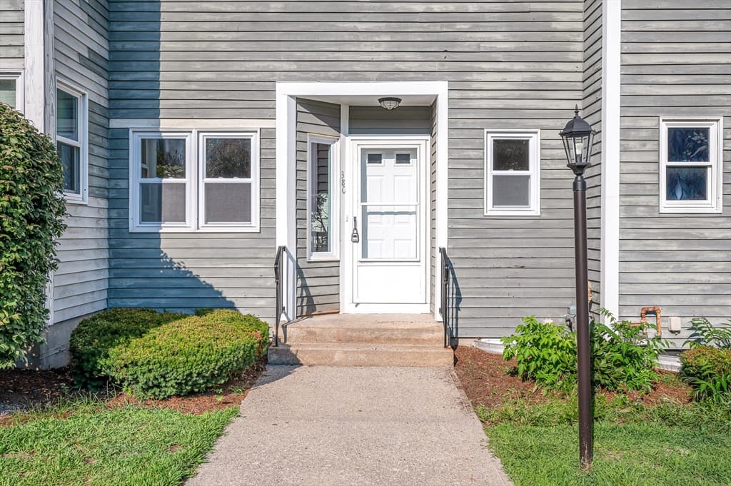 38 Farmland Rd # C, Lowell MA 01850 photo 31