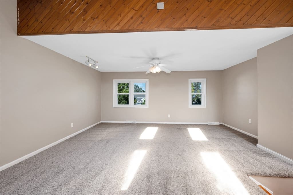 38 Farmland Rd # C, Lowell MA 01850 photo 21