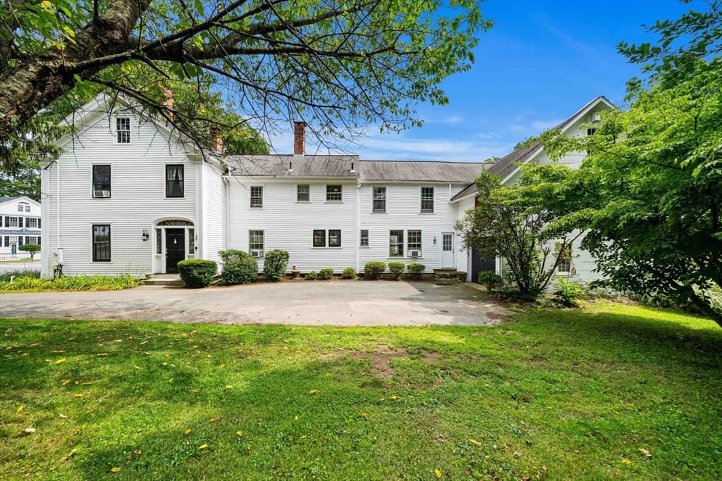 217 Main St, Groton MA 01450