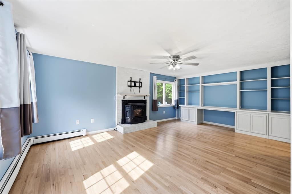 711 Chicopee Row, Groton MA 01450 photo 3