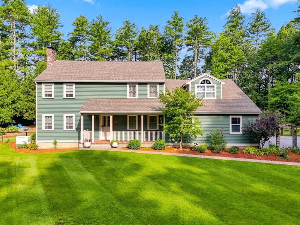 711 Chicopee Row, Groton MA 01450