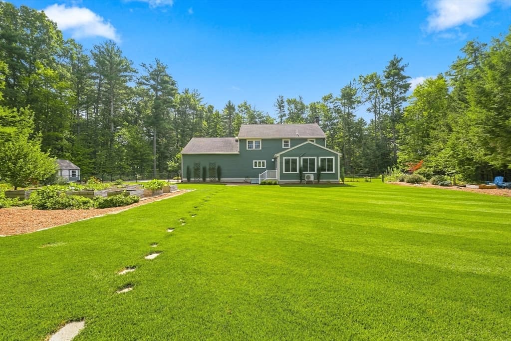 711 Chicopee Row, Groton MA 01450 photo 31