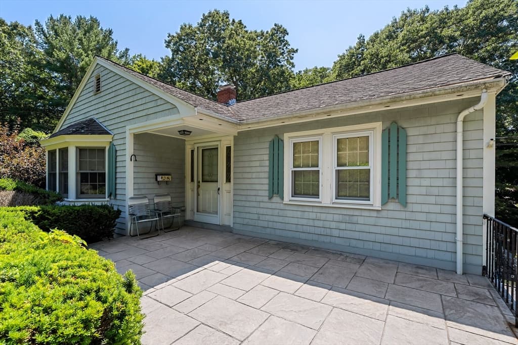 13 Rayfield Rd, Marshfield MA 02050 photo 2