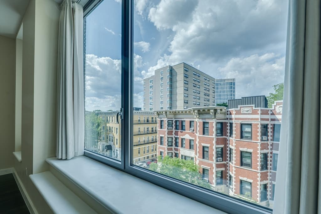 43 Westland Ave # 409, Boston MA 02115 photo 16