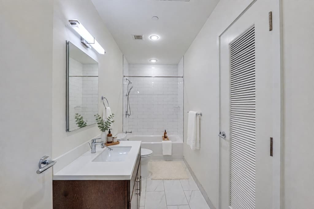 43 Westland Ave # 409, Boston MA 02115 photo 22