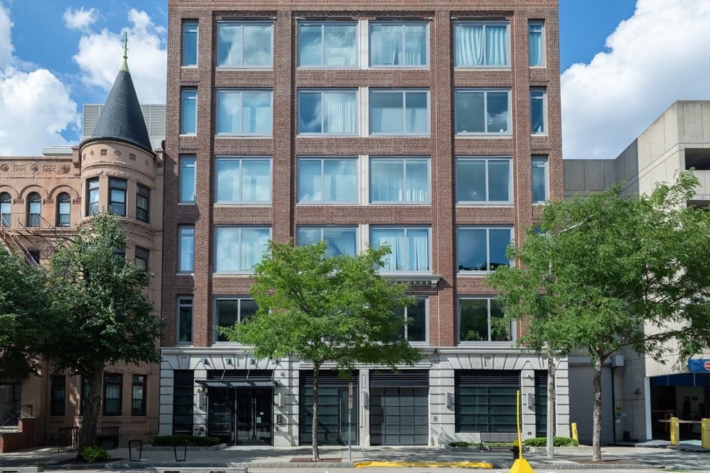 43 Westland Ave # 409, Boston MA 02115
