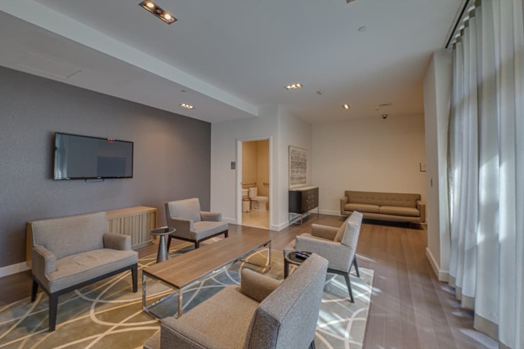 43 Westland Ave # 409, Boston MA 02115 photo 31
