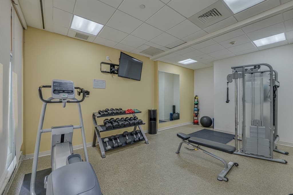 43 Westland Ave # 409, Boston MA 02115 photo 29