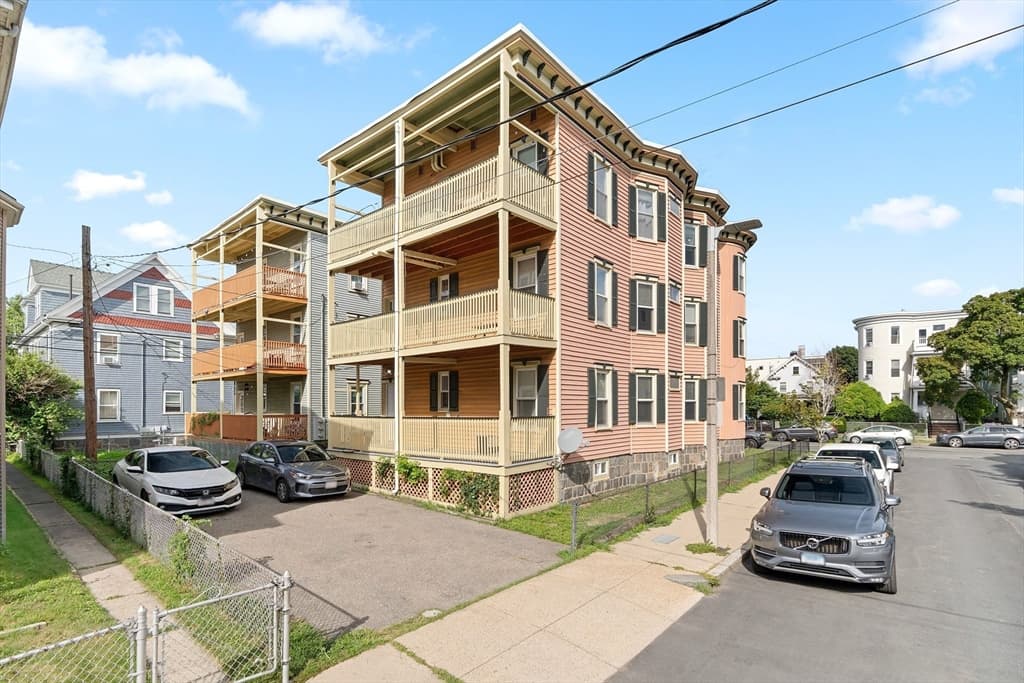 19 Pleasant St, Boston MA 02125 photo 3