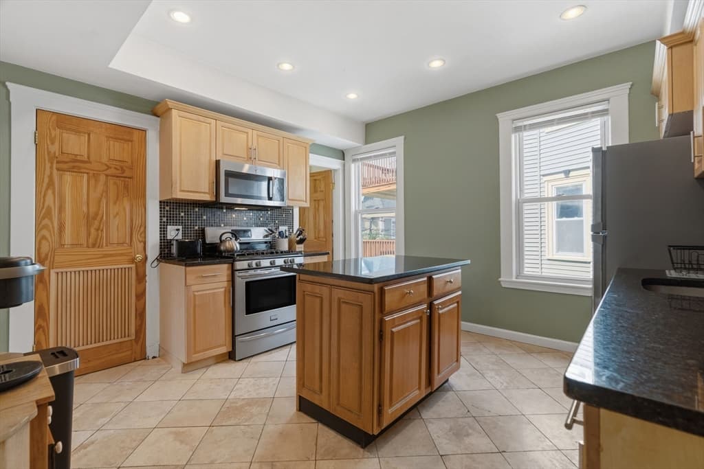 19 Pleasant St, Boston MA 02125 photo 20
