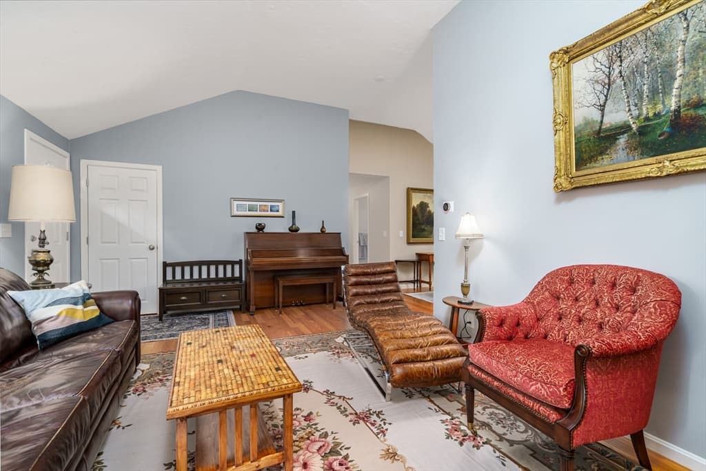 167 Willow St, Acton MA 01720 photo 7