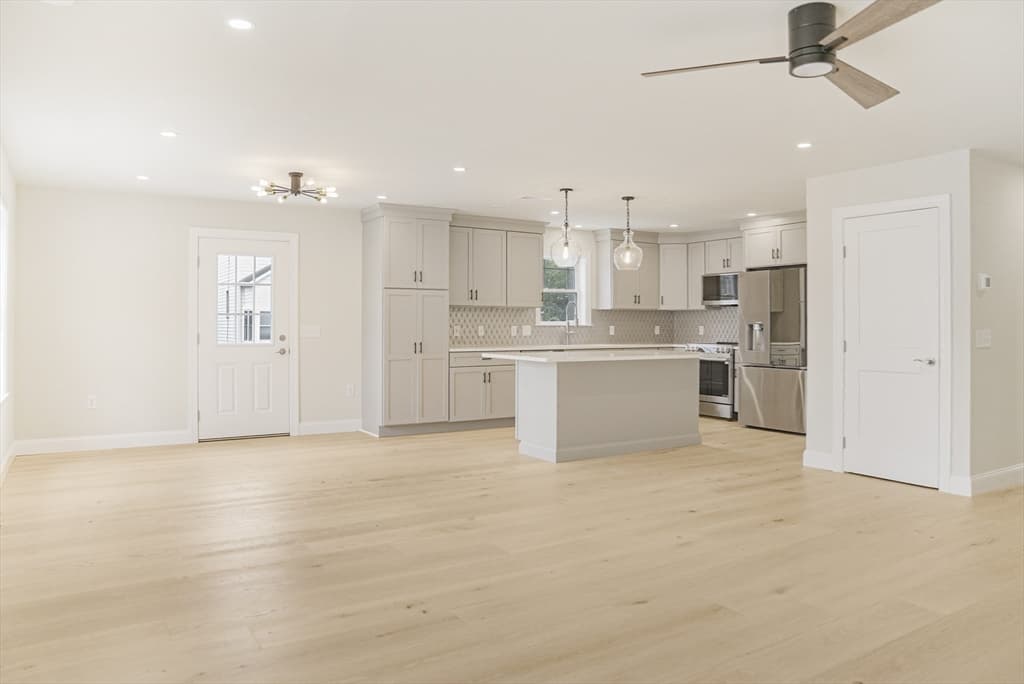 36 Floyd Street, Revere MA 02151 photo 10
