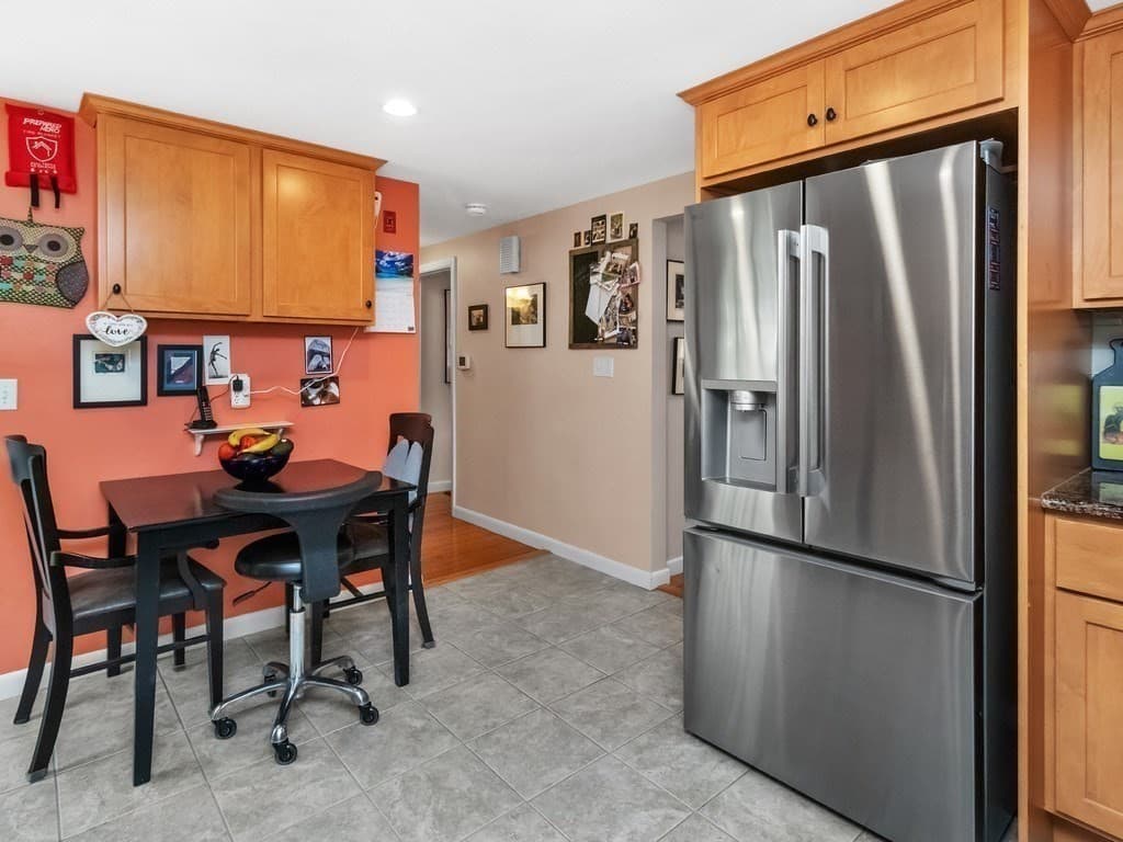 Single Family Residence at 39 Smart Street, Waltham MA 02451, Waltham, photo 7 of 34
