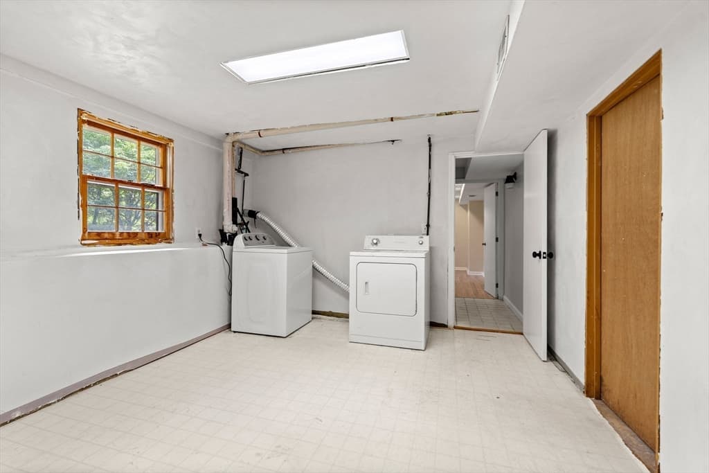 11 Groton Rd, Tyngsborough MA 01879 photo 23