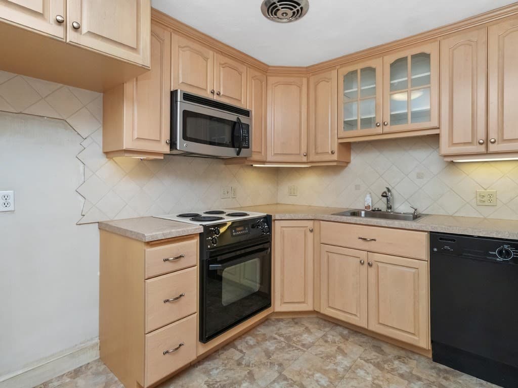 40 Whitman Road # 2, Waltham MA 02453 photo 4