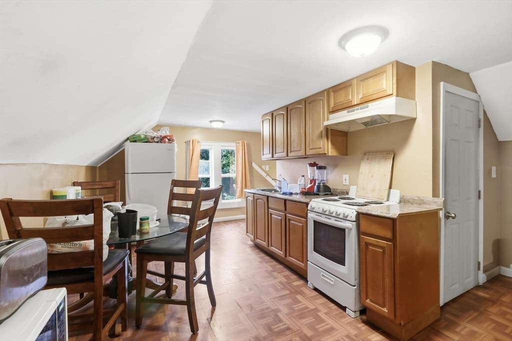 10 Brook St, Brockton MA 02301 photo 28
