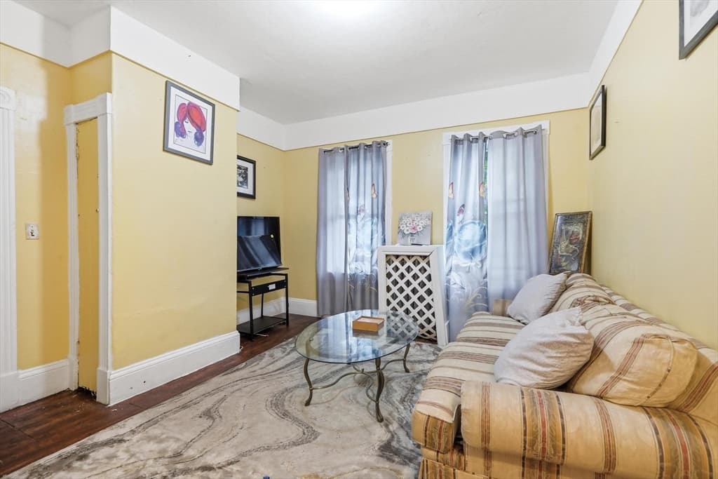 10 Brook St, Brockton MA 02301 photo 4
