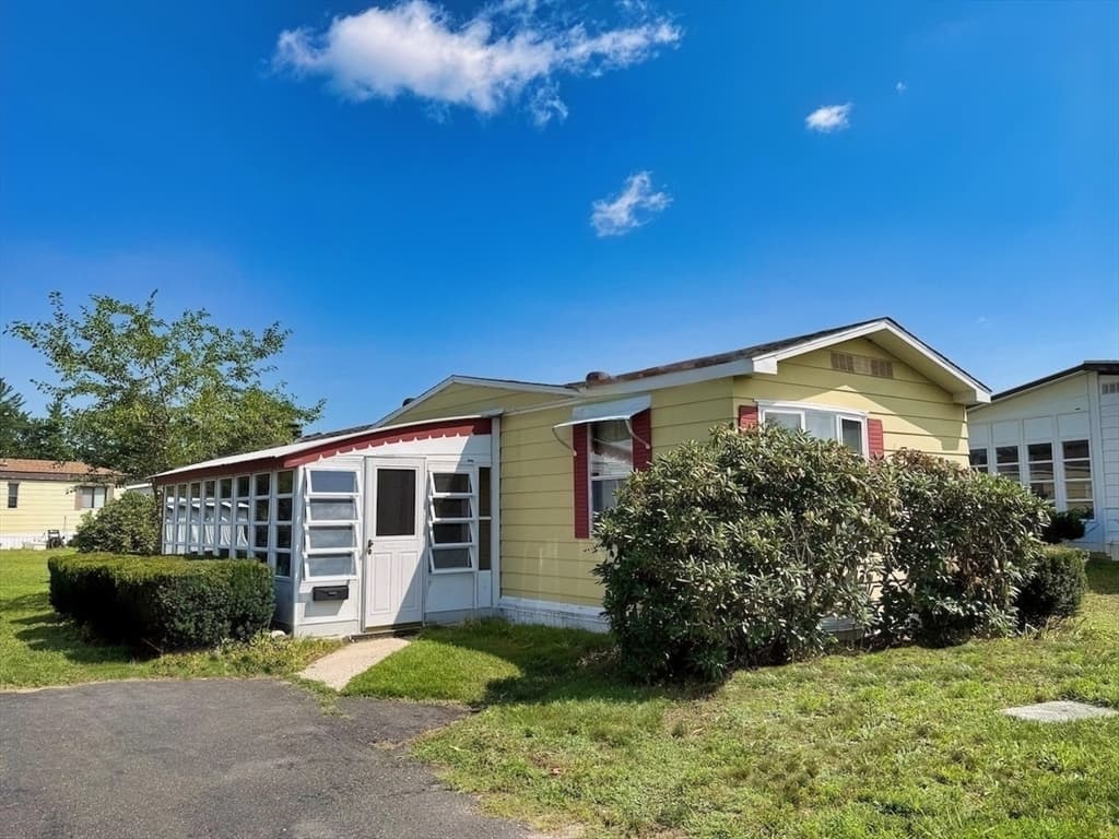 4 Fair Lane, Westfield MA 01085