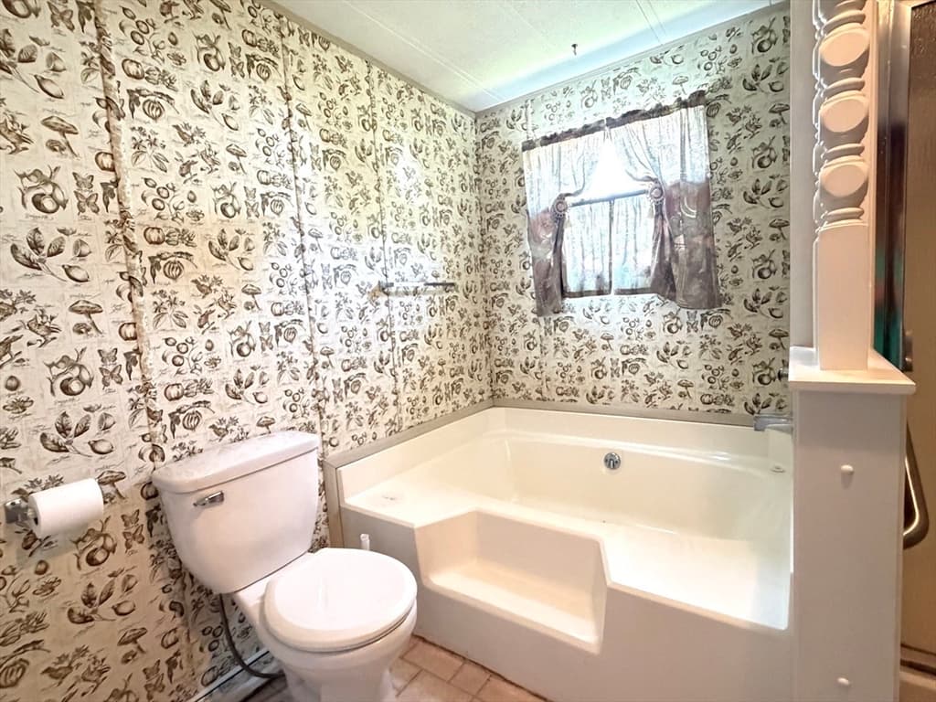4 Fair Lane, Westfield MA 01085 photo 21