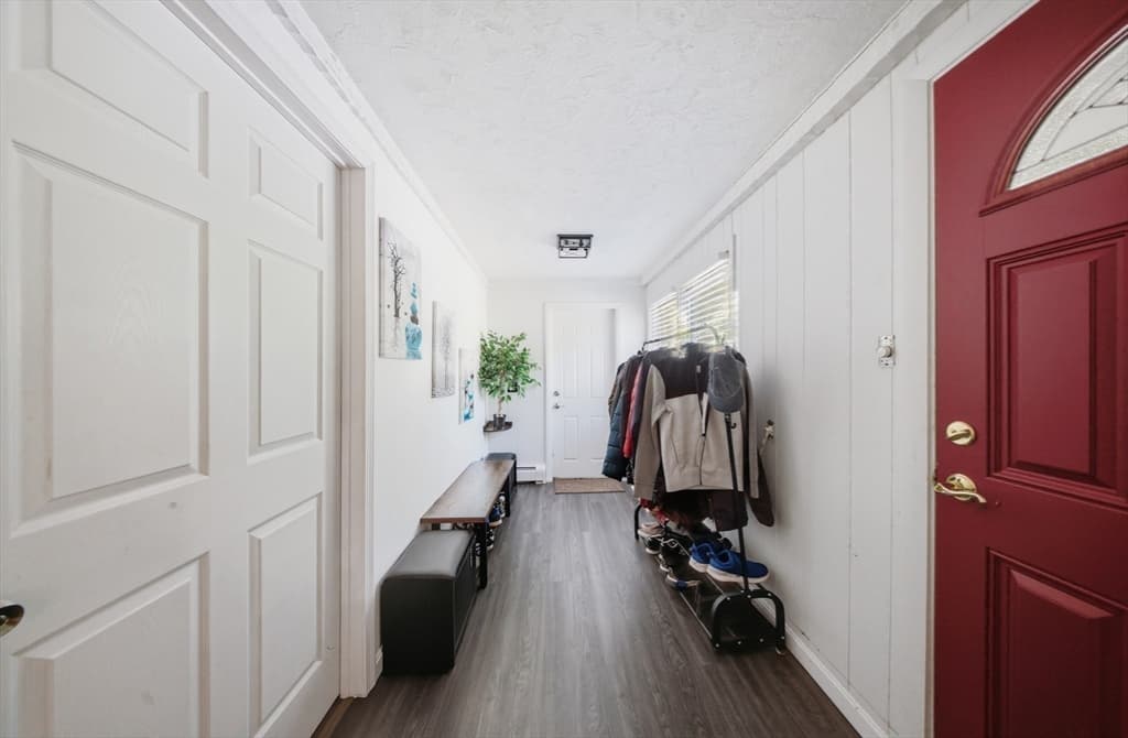 330 Lake St, Shrewsbury MA 01545 photo 9