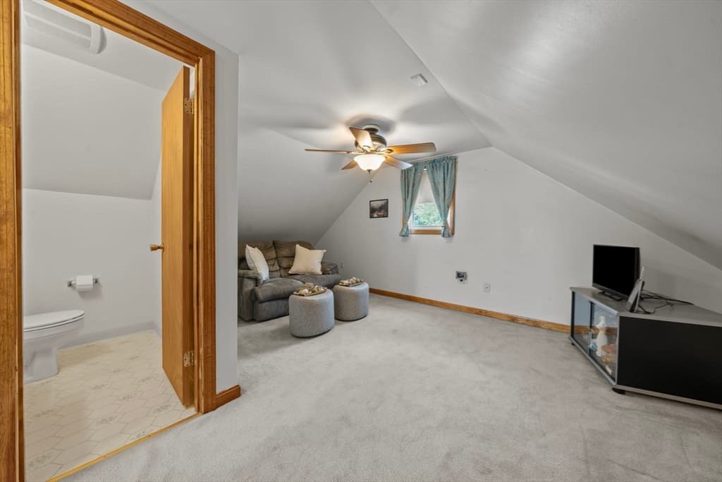 14 Richard Cir, Woburn MA 01801 photo 33