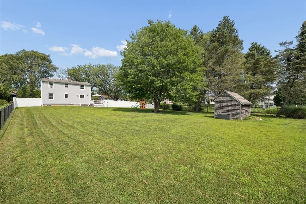 706 Russells Mills Rd, Dartmouth MA 02748 photo 26