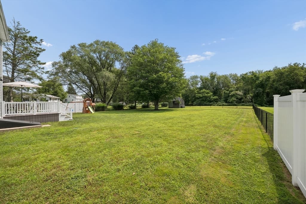 706 Russells Mills Rd, Dartmouth MA 02748 photo 25