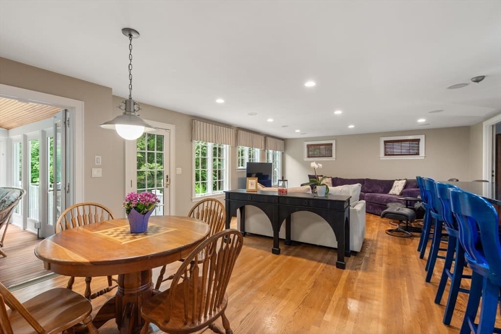 42 Sheridan Rd, Wellesley MA 02481 photo 11