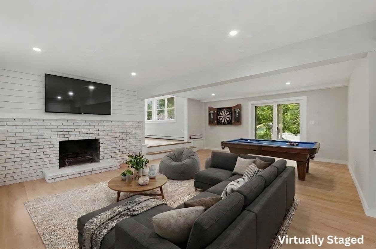 Single Family Residence at 223 Clark Rd, Plymouth MA 02360, photo 7 of 32