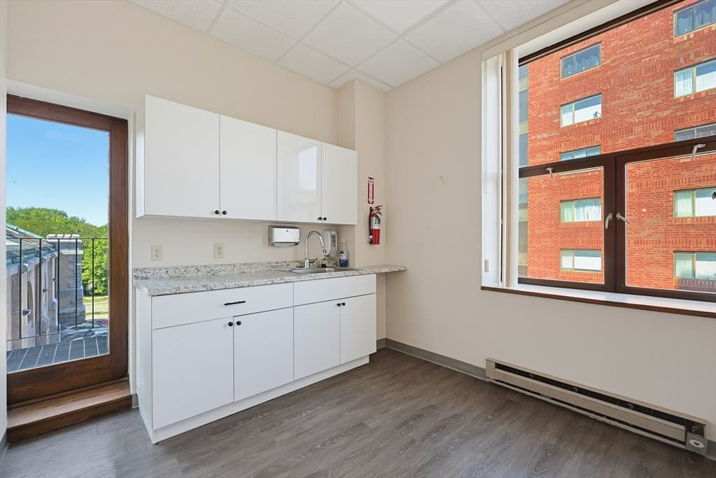 92 High St # 21, Medford MA 02155 photo 30