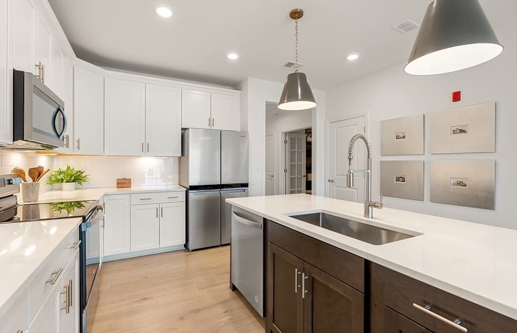 Condominium at 5 Peters Farm Way # 404, Westborough MA 01581, Westborough, photo 5 of 36