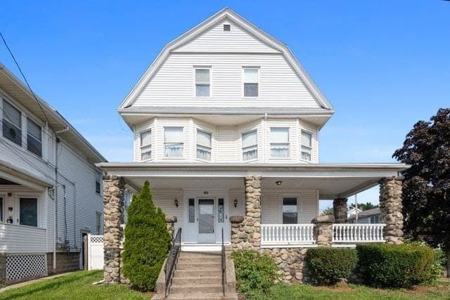 109 Bucknam St, Everett MA 02149