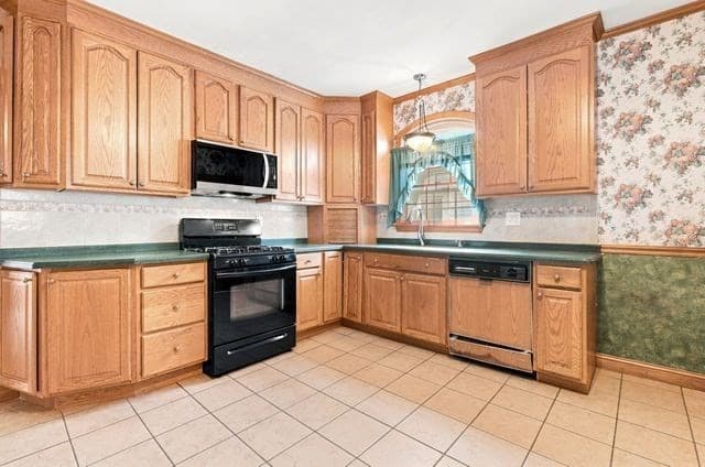 109 Bucknam St, Everett MA 02149 photo 21
