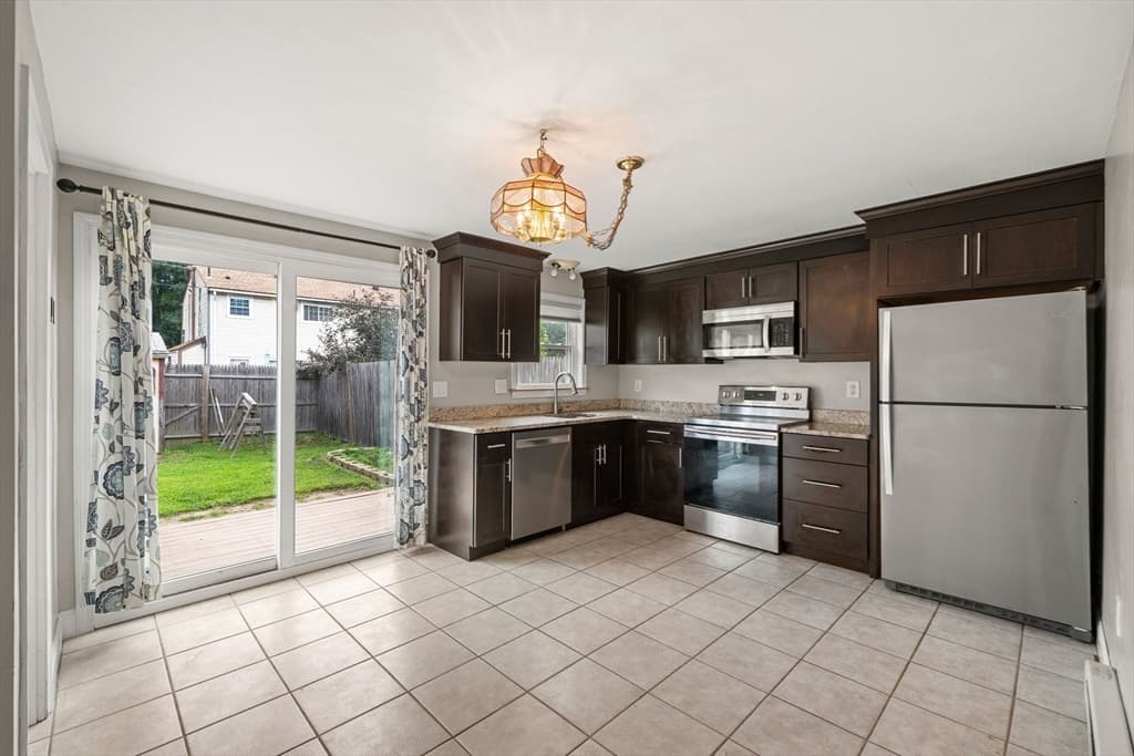 19 Orchard Ave # B, Haverhill MA 01830 photo 7