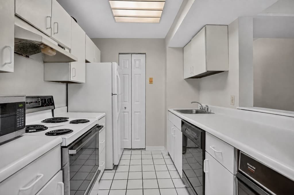 33 Chestnut Street # 104, Boston MA 02129 photo 3