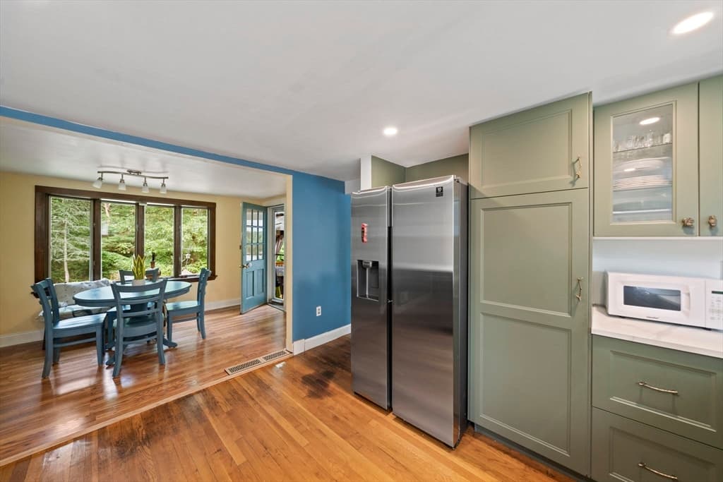 495 Thicket St, Weymouth MA 02190 photo 8