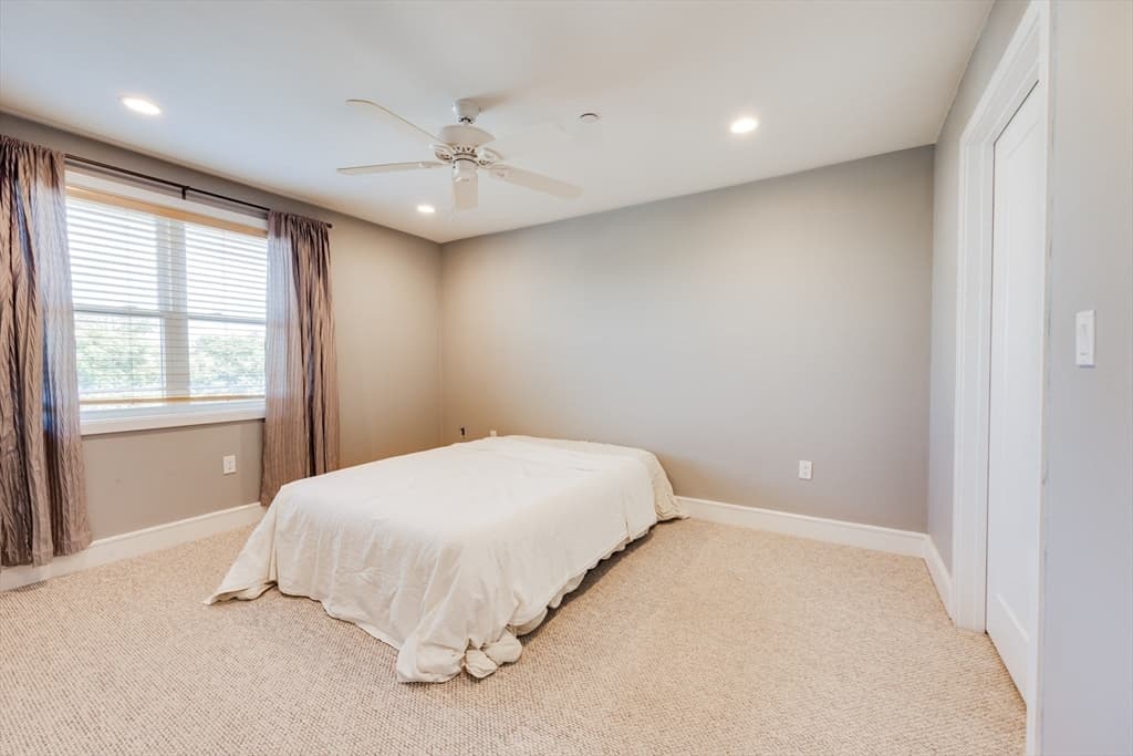 770 Washington Ave # 202, Revere MA 02151 photo 8