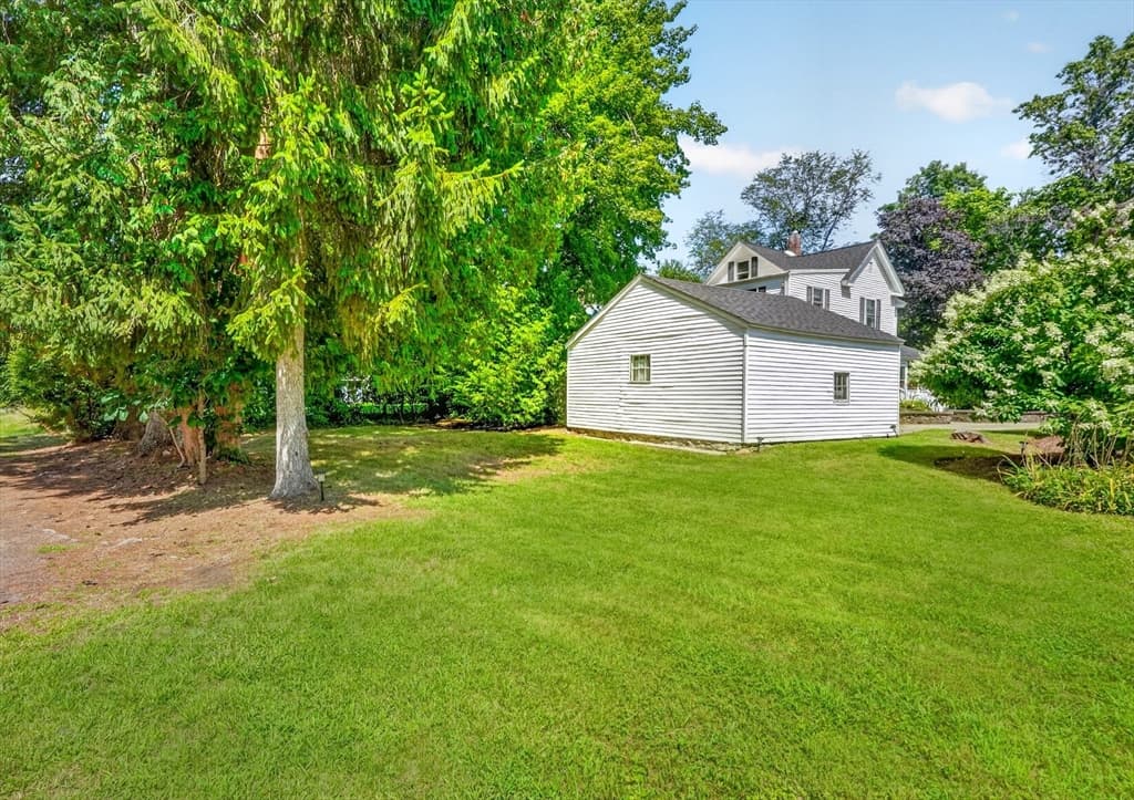 Single Family Residence at 6 Elm Ct, Maynard MA 01754, Maynard, photo 34 of 39