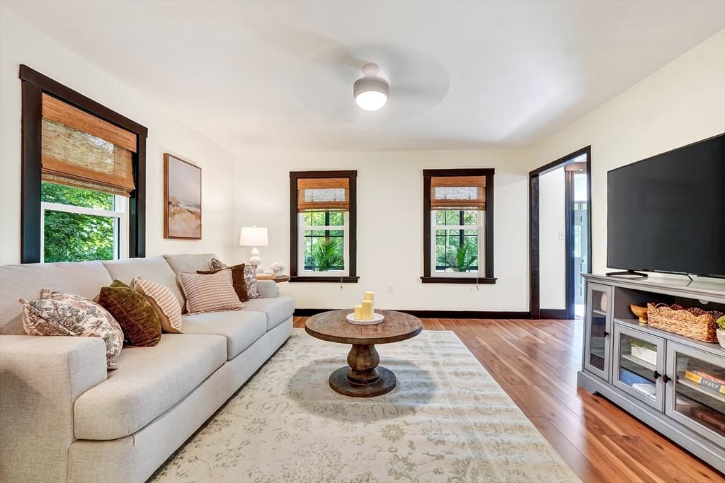 Single Family Residence at 6 Elm Ct, Maynard MA 01754, Maynard, photo 11 of 39