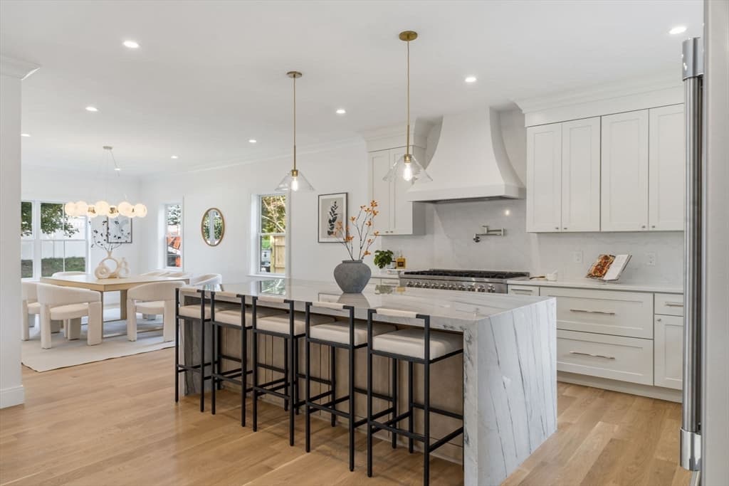 Single Family Residence at 35 Fairview Ave, Lynnfield MA 01940, Lynnfield, photo 5 of 41