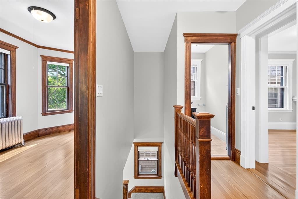103-105 Colbourne Crescent, Brookline MA 02445 photo 17